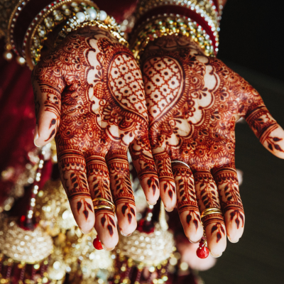 Mehndi Artist